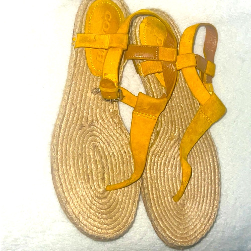 🌹PRICE FIRM Coach GUC 100% Authentic Sz. 7.5B Suede Jute Soles Thongs  Sandals